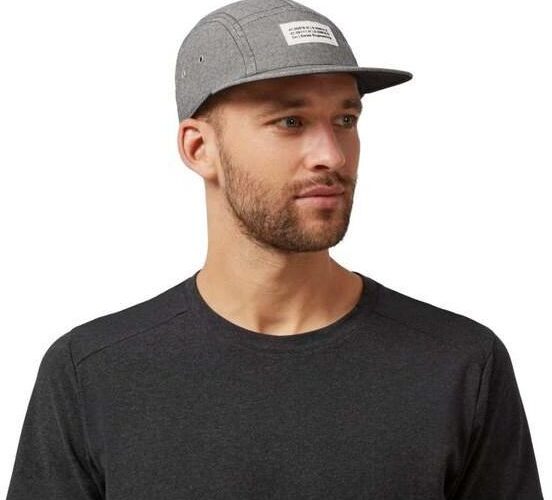 On Running Czapka 5 Panel